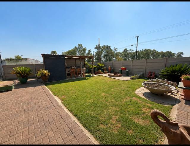 3 BEDROOM HOUSE FOR SALE IN RIVERSDALE